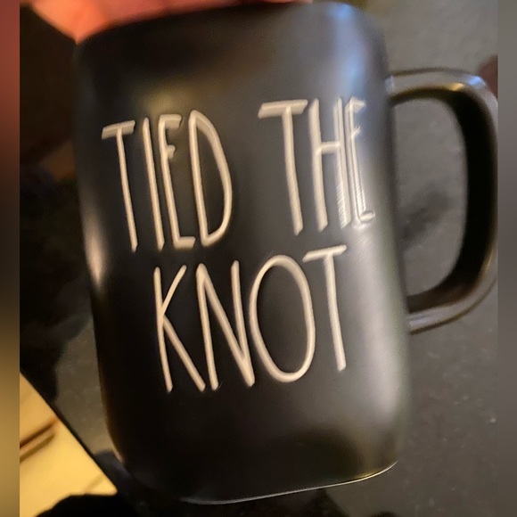 Rae Dunn tied the knot mug - Picture 2 of 6